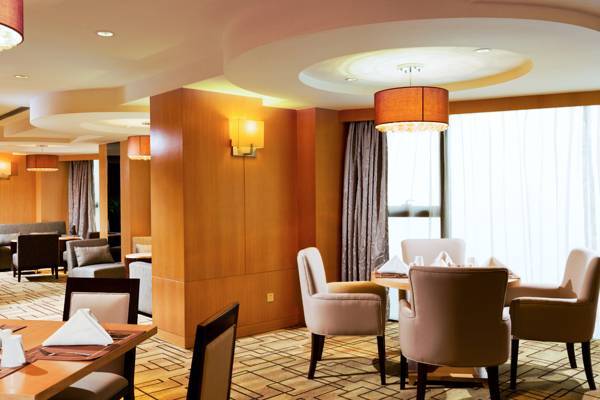 Sheraton Yantai Golden Beach Resort  5* Китай, Яньтай