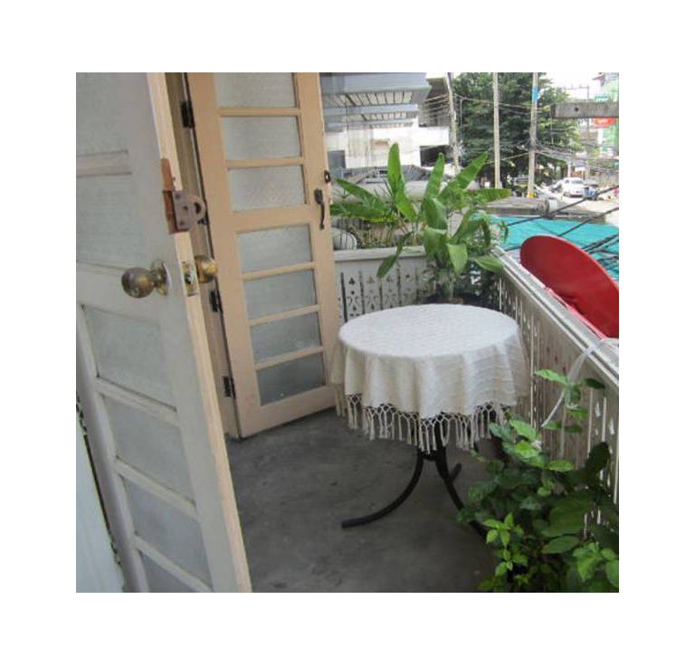 Siam Tulip Guesthouse & Restaurant 