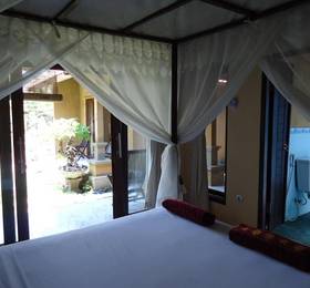 Bali Relaxs Homestay and Cafe в Амеде