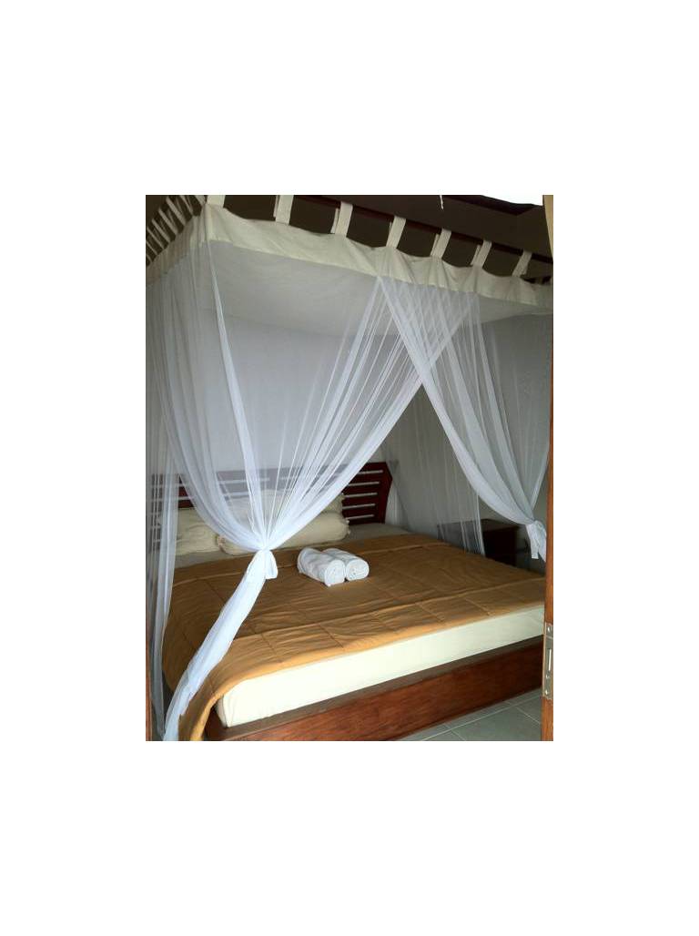 Paradise Bungalows & Restaurant 