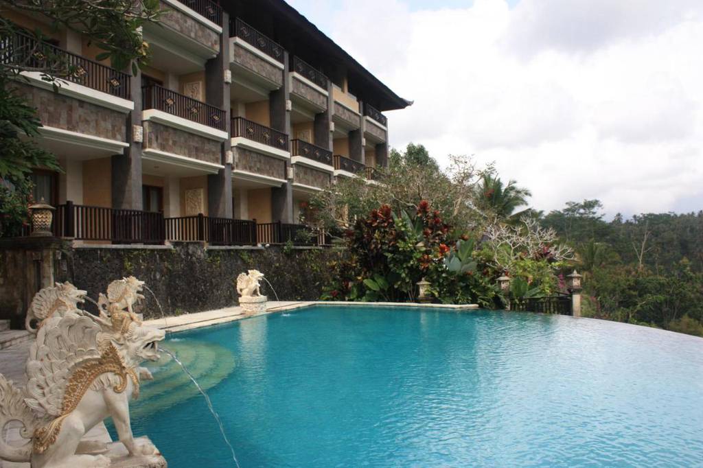 Rijasa Agung Resort and Villas 4*