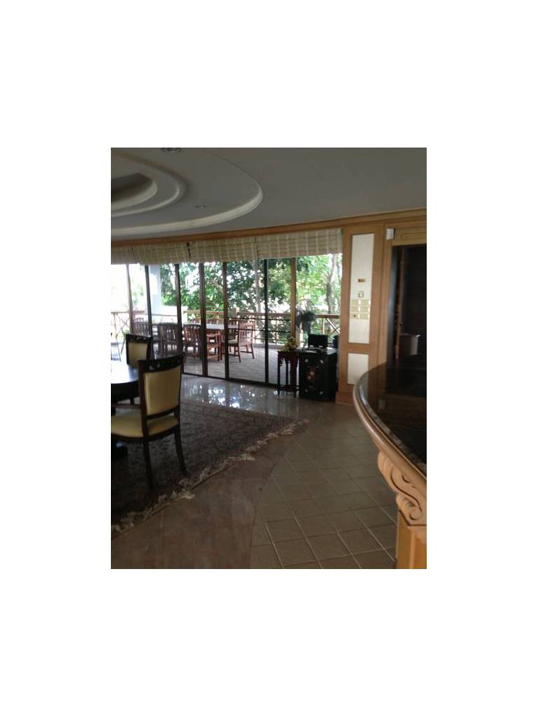 Vanich Bayfront Boutique Villa 