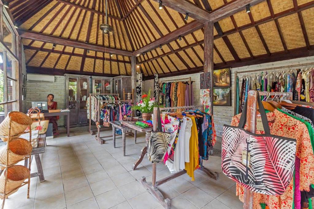 Taman Sari Bali Resort & Spa 4*