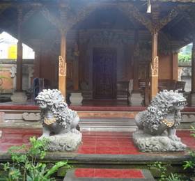 Wahyu Bungalow and Restaurant в Убуде