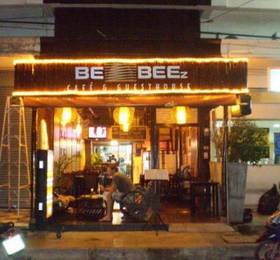Be Beez Cafe' & Guest House  в Чиангмае