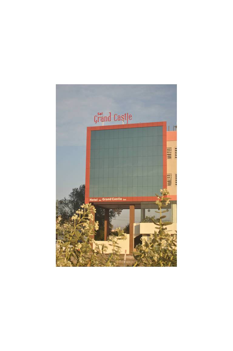 Hotel Sai Grand Castle Inn 