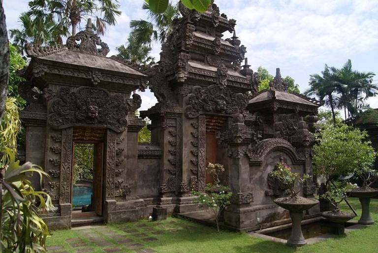 Taman Suci Suite & Villas
