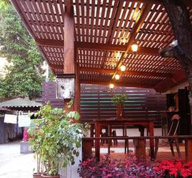 Yindee Stylish Guesthouse  в Чиангмае