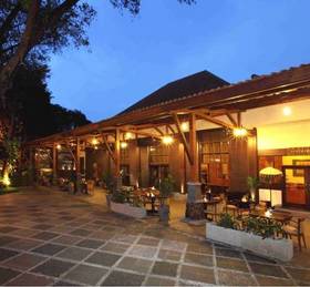 Отдых в Singgasana Hotel Surabaya  - Индонезия, Сурабая