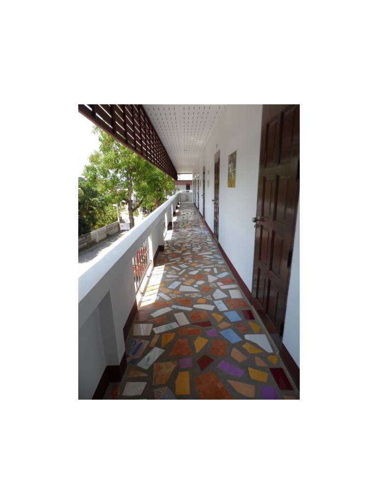 Baan Nukanong Guesthouse 