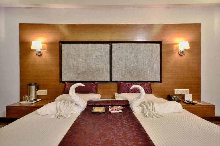 Hotel Platinum Residency 