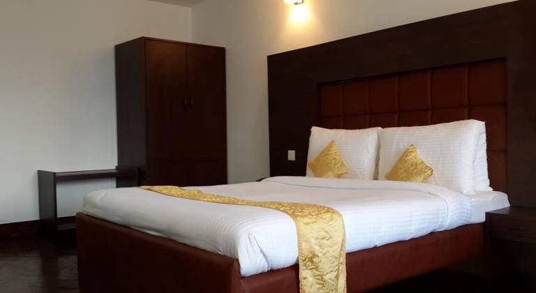 Hotel Himalayan Heights 