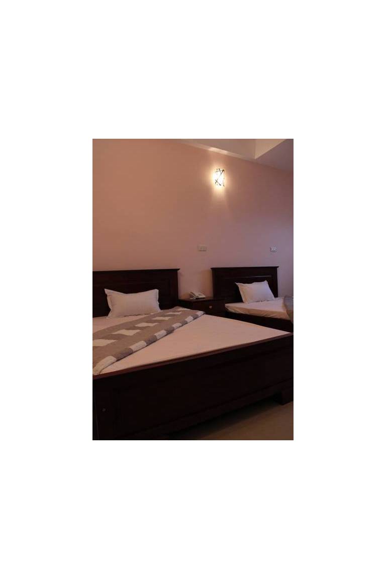 Nha Viet Mountain Hotel 