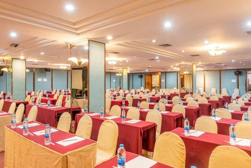 Nonthaburi Palace Hotel  3* Таиланд, Нонтхабури