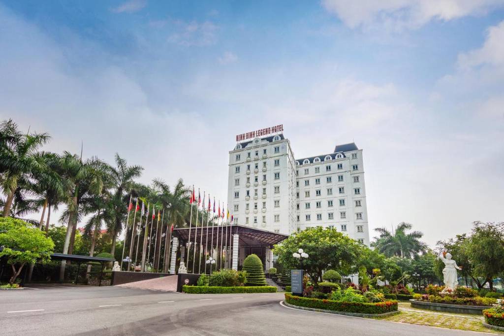 Ninh Binh Legend Hotel 5*