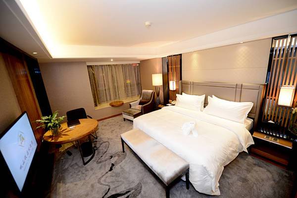 Shenyang Minshan Hotel  4* Китай, Шэньян