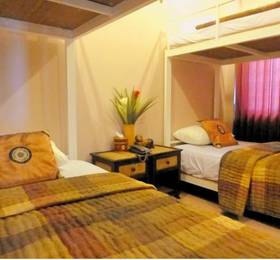 Teeraya Boutique Hotel  в Чиангмае