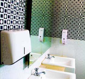 Image Hotel and Resto  в Бандунге