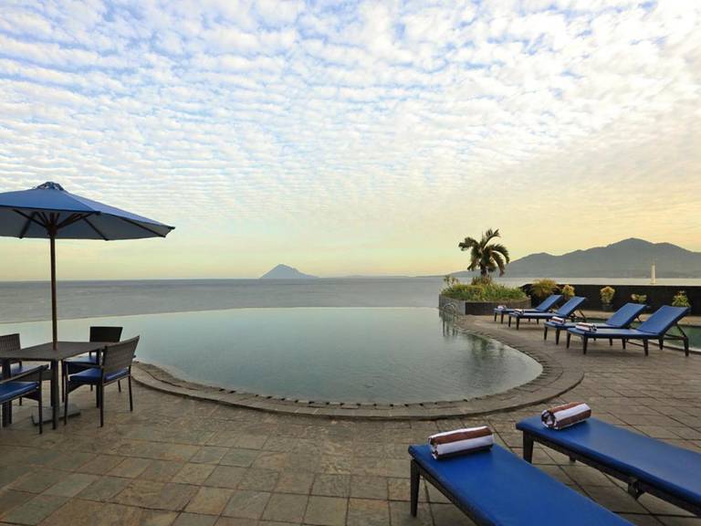 Hotel Aryaduta Manado 
