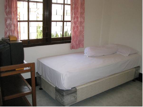 Purwodadi Guest House  Индонезия, Матарам