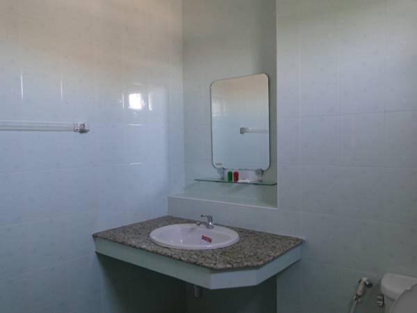 Dwell Apartment Hotel 2* Таиланд, Чалонг