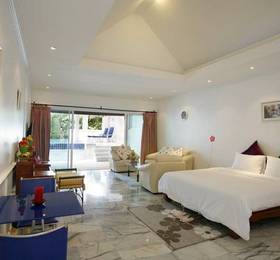 The Cabana Pool Suite  в Камале