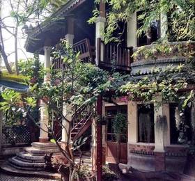 Santitham Guest House  в Чиангмае