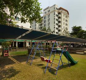 Lasalle Suites & Spa в Бангне
