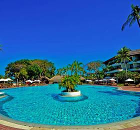Semawang Beach Hotel в Сануре