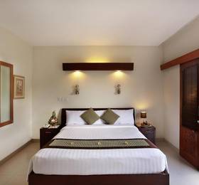 Respati Beach Hotel  в Сануре
