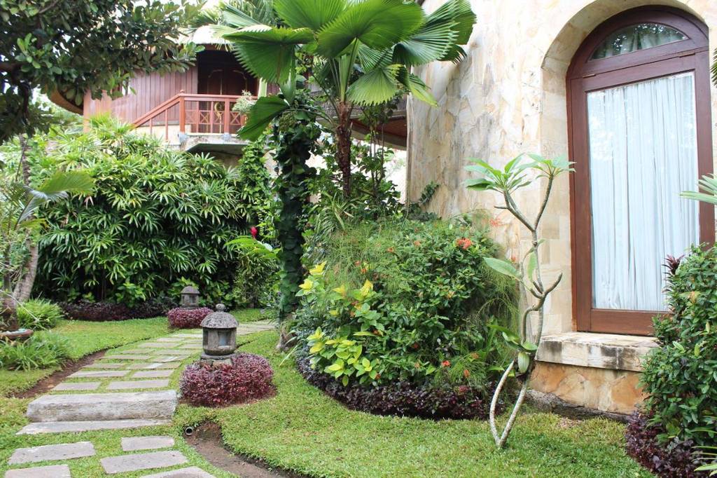 Dewani Villa Resort 4*