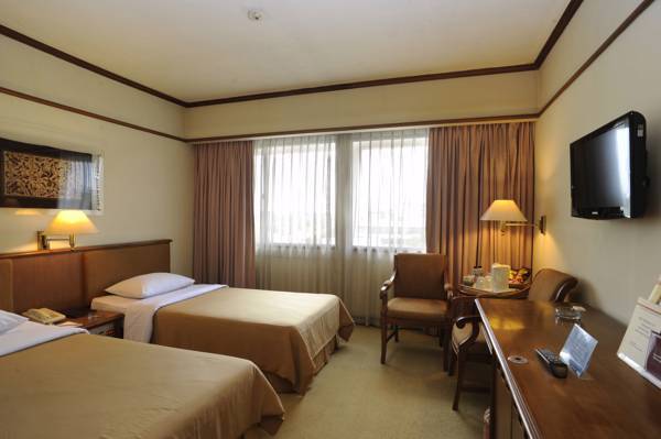 Elmi Hotel Surabaya 3* Индонезия, Сурабая