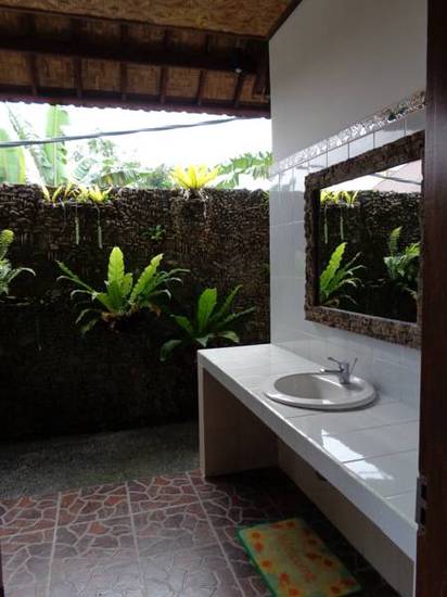 Novita Guest House  Индонезия, Убуд