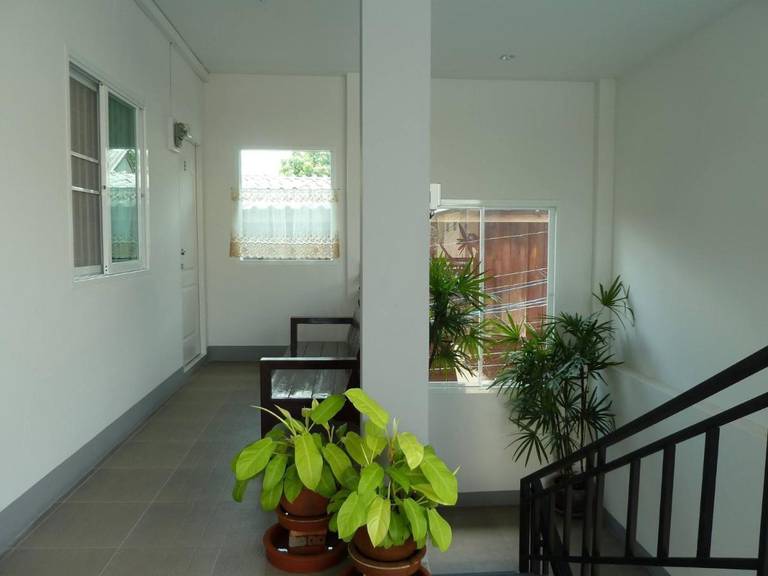 Grandma Kaew House 