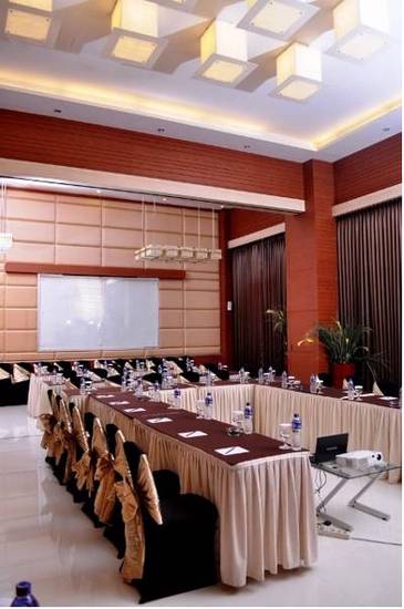 Scarlet Dago Hotel  2* Индонезия, Бандунг