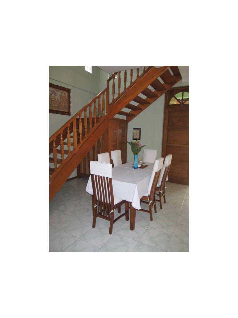 Lovina Green Villa 