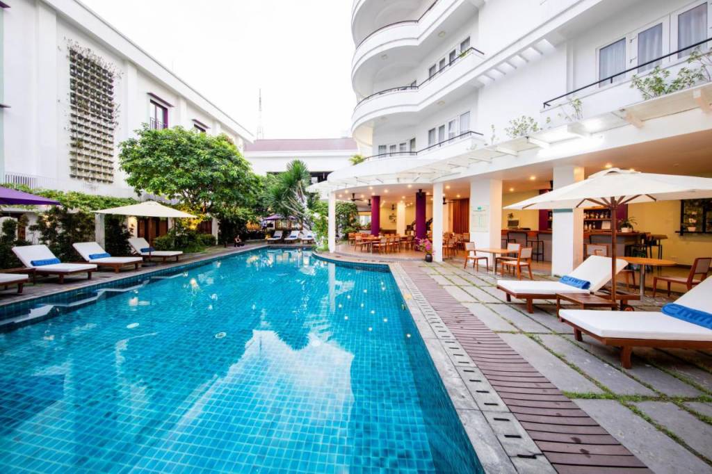 EMM Hotel Hue 4*