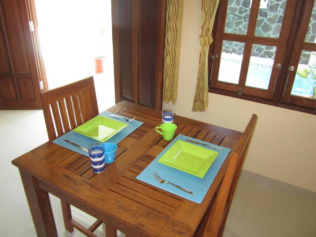 Lovina Oasis Hotel 3*