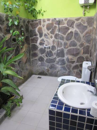 Mumbul Guest House 4* Индонезия, Ловина