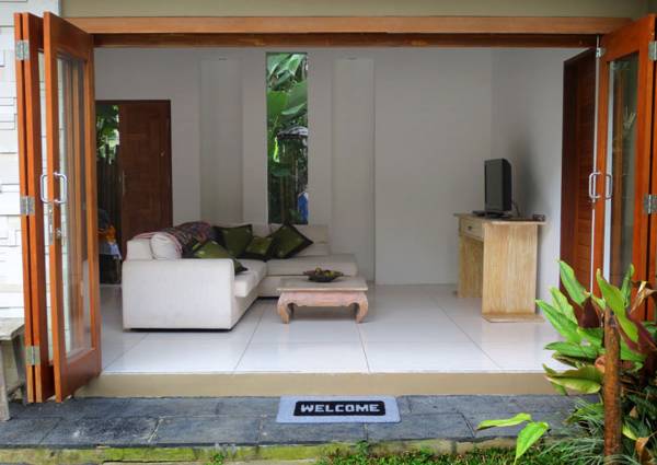 Tri Sandhya Villa