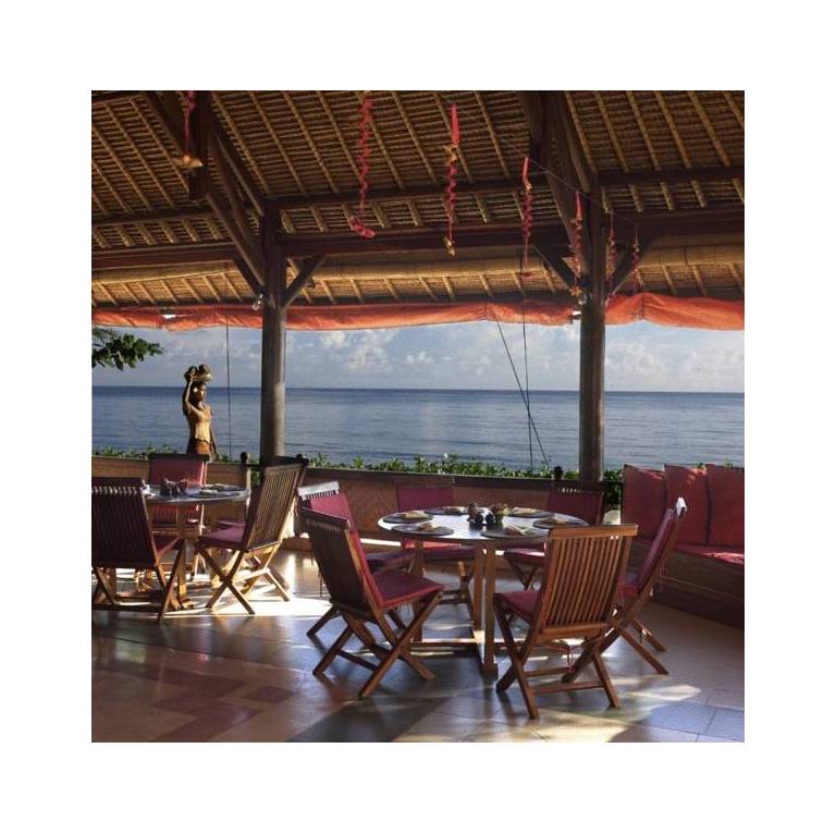 Gaia-Oasis Pantai 