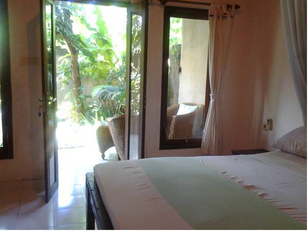 Solaluna Homestay  Индонезия, Амед