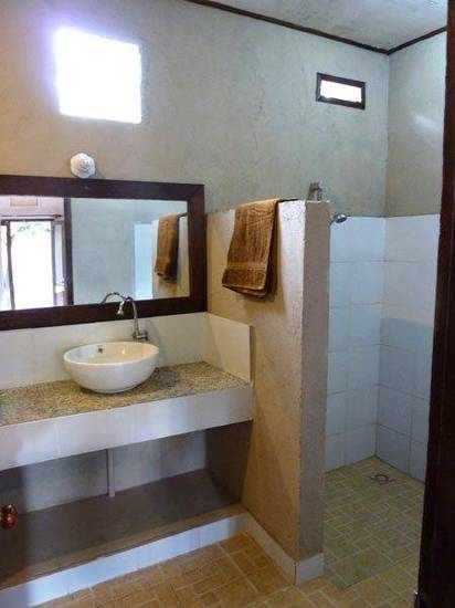 Solaluna Homestay  Индонезия, Амед