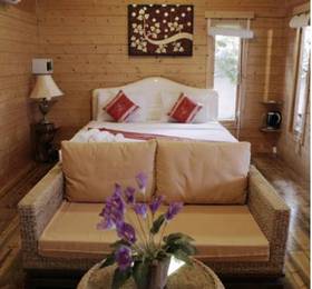 Log Home Boutique  в Чиангмае