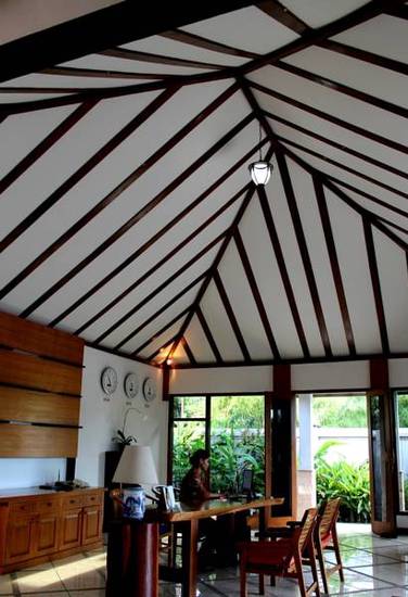 Manna Beach Villa  2* Индонезия, Сенггиги
