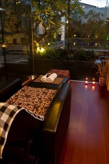 Prime Royal Hotel  3* Индонезия, Сурабая