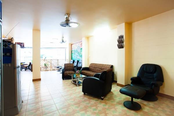 Buddy Guesthouse 
