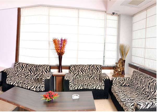 Corporate Suites  3* Индия, Газиабад