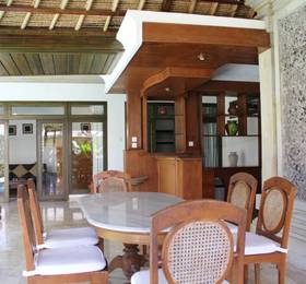 Villa Kubu Sanur  в Сануре