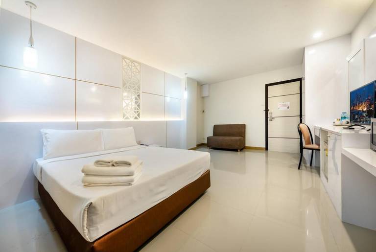 The Legacy Hotel 
